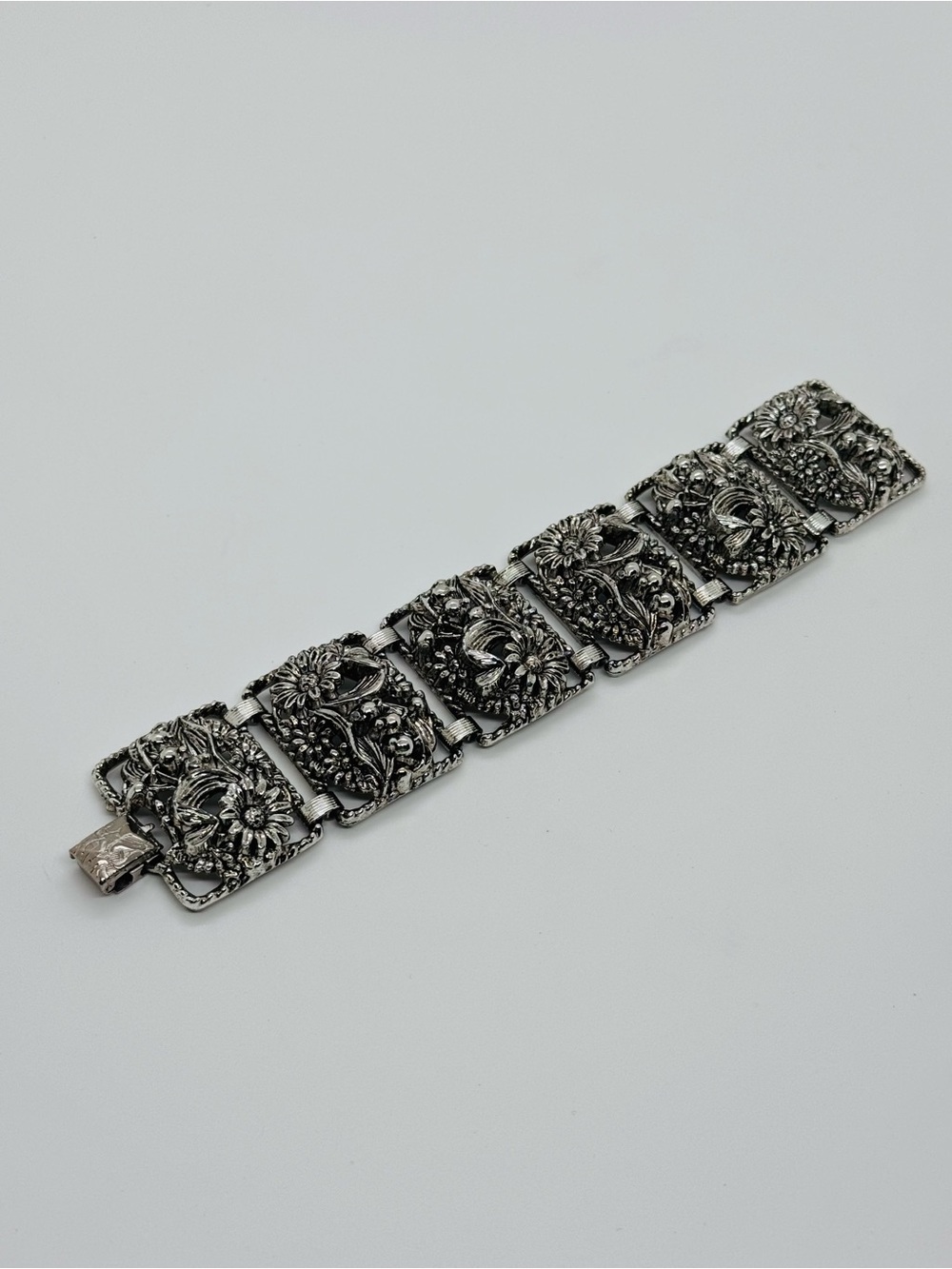 Vintage 1963 Sarah Coventry Antique Garden Panel Massive Bracelet Signed